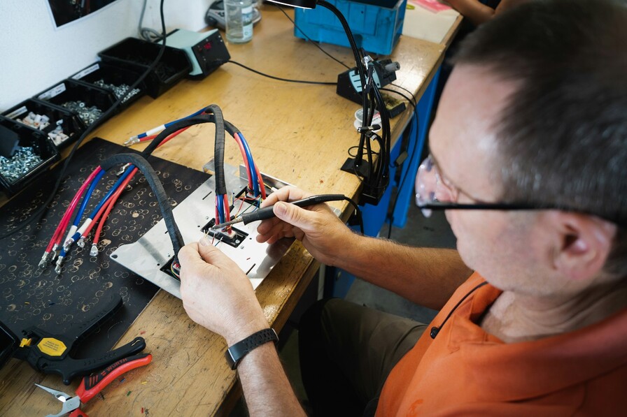 ToonTech electronics repair workspace
